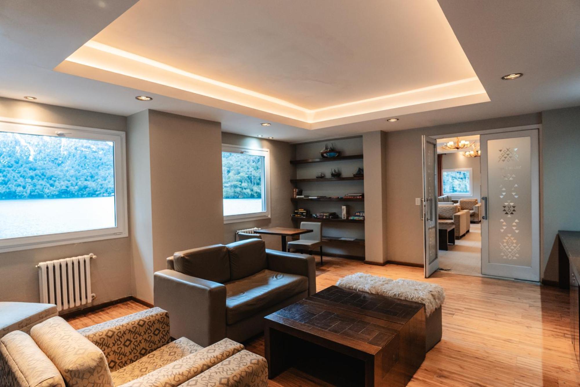 Hotel Puerto Blest 外观 照片