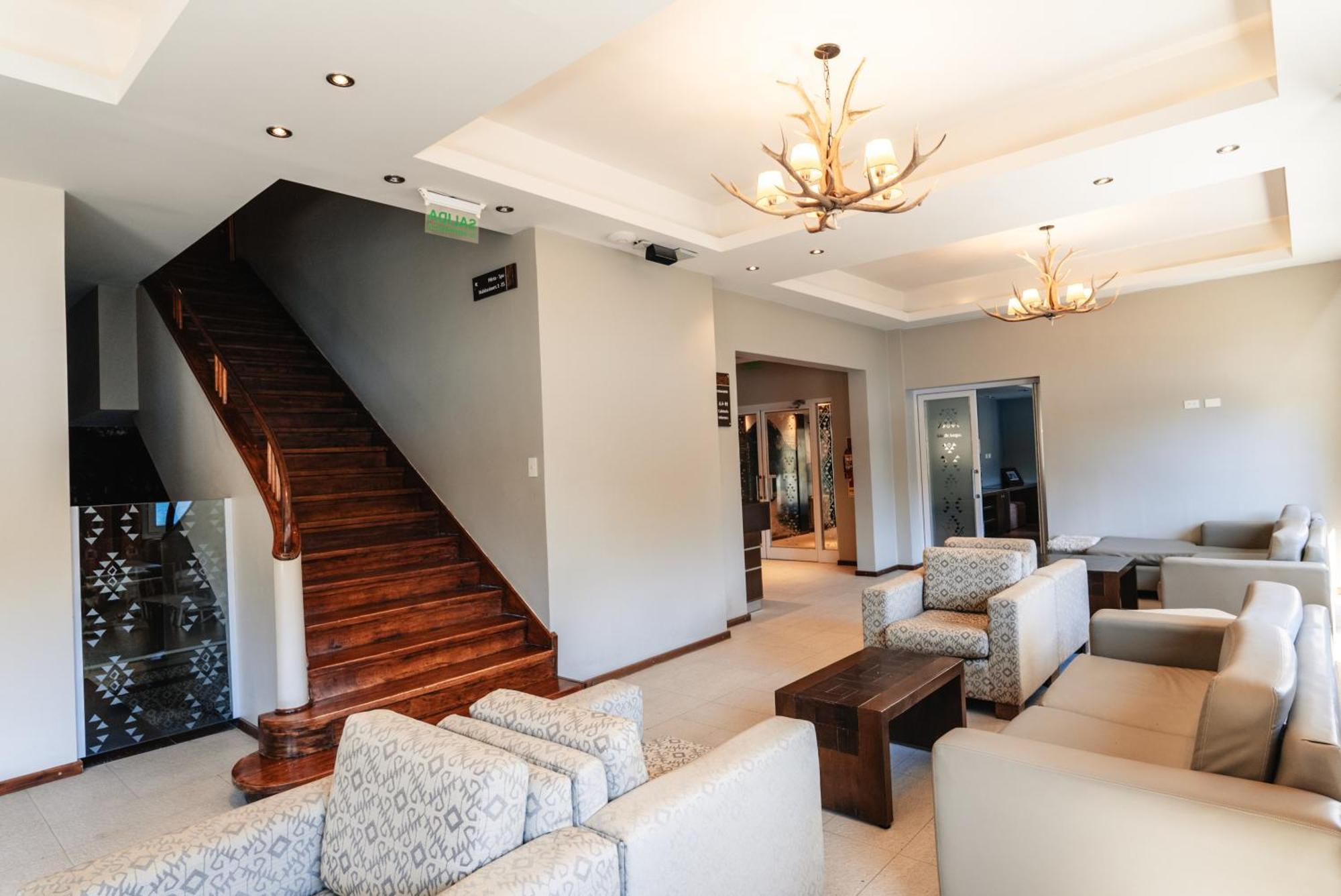 Hotel Puerto Blest 外观 照片